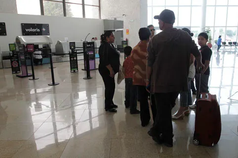 Aerolíneas suspendieron vuelos de manera unilateral en Puebla: SGG