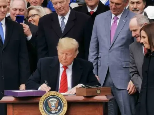 Firma del T-MEC en EU cierra capítulo de incertidumbre política y económica: Gobierno de AMLO