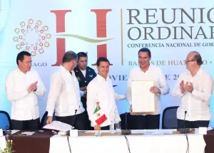 Conago reconoce trabajo de Moreno Valle