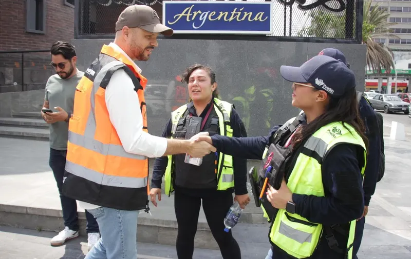 ayto-pue-estacionate-aqui-david-aysa