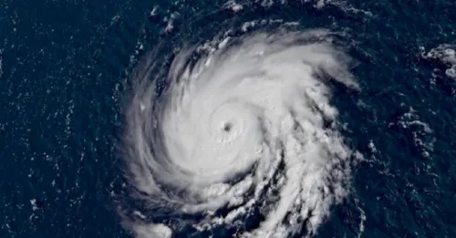 Difunden imágenes del huracán Florence desde el espacio