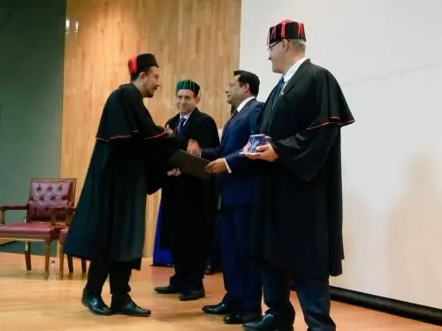 Se gradúan 105 estudiantes de maestrías y doctorados del Inaoe