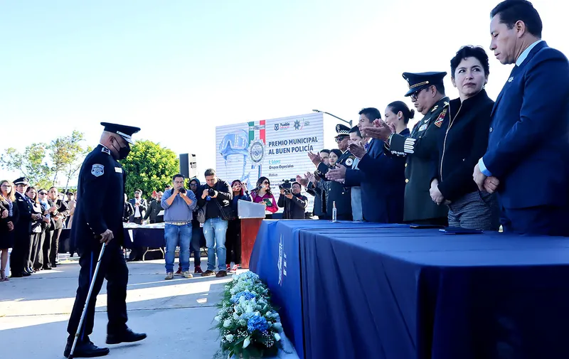 ayuntamiento-de-puebla-condecoraciones-policias