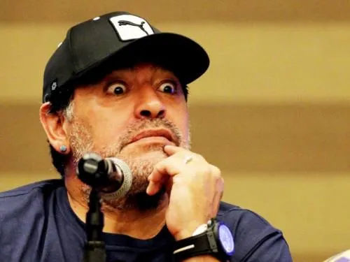 Maradona se asusta con alineación de Argentina