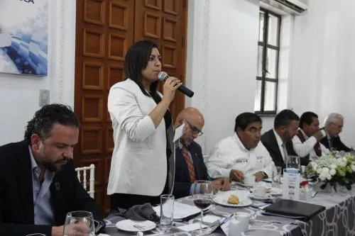 Ernestina García pidió algunas posiciones a Morena para declinar a su favor: Rivera Vivanco