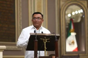 Licencia de Jorge Estefan Chidiac es legal, afirma líder del Congreso de Puebla