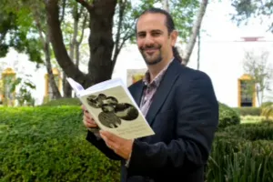 Catedrático UDLAP publica estudios sobre prácticas somáticas