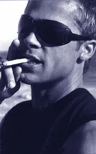 Brad Pitt dice ser adicto a las drogas