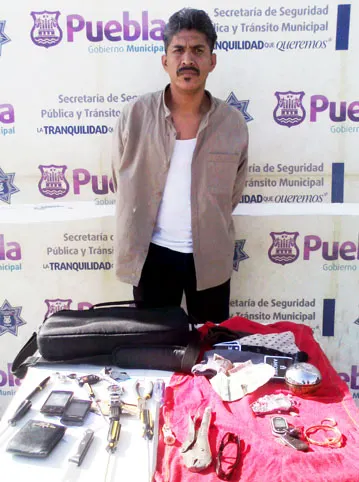SSPTM de Puebla aseguró a probable asaltante de casa habitación