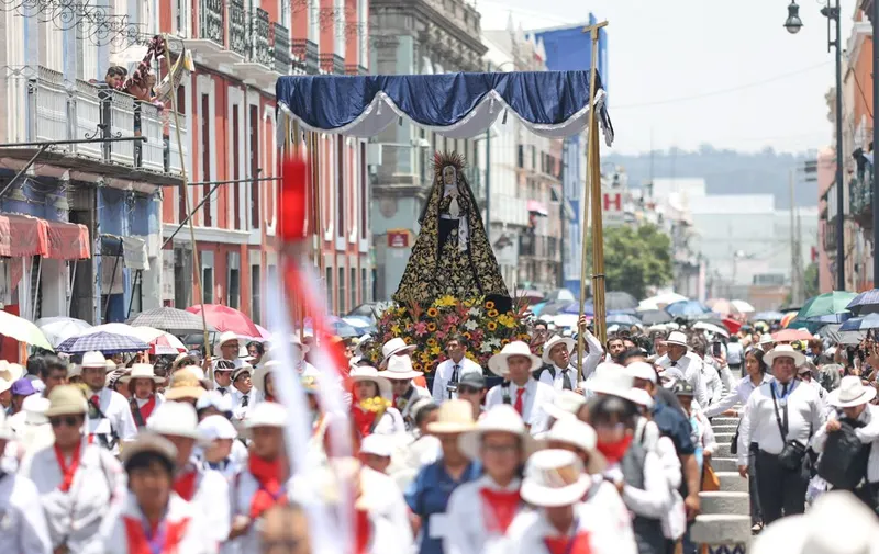 procesion-viernes-santo-pue-25