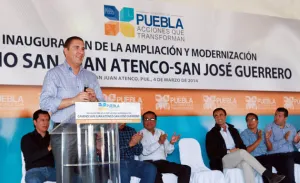 Moreno Valle inaugura camino en San José Guerrero por 17.8 mdp