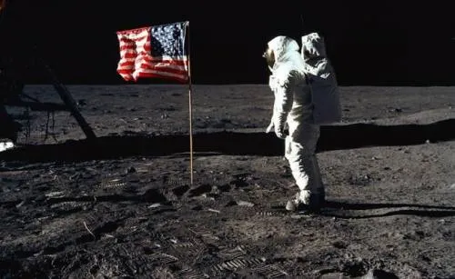 La NASA planea volver a la Luna para 2028