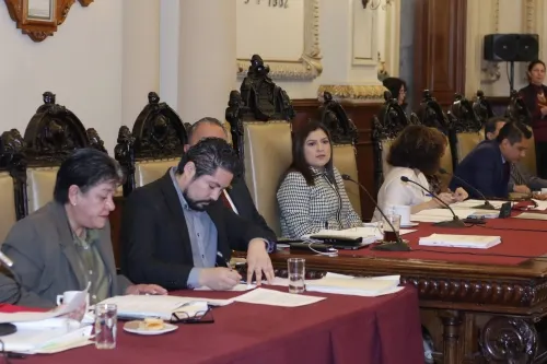 Decisión incorrecta del legislativo desechar aborto y matrimonios igualitarios: Rivera Vivanco