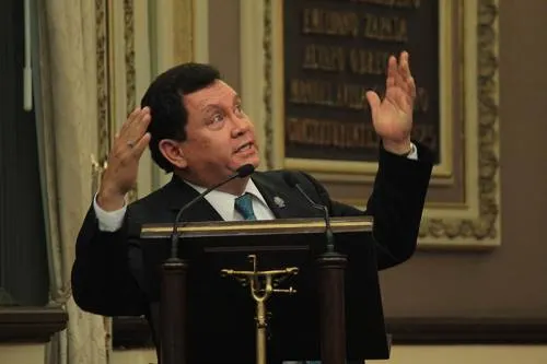 Héctor Alonso no sustituirá a José Juan Espinosa en la Mesa Directiva