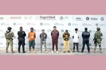 Detienen a cinco personas con droga en la colonia Valle del Sur, en Puebla capital