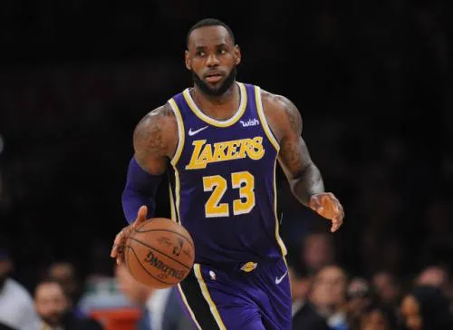 ¡Histórico! LeBron James supera registro de anotaciones de Michael Jordan