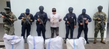 Aseguran 65 kilogramos de marihuana en Periférico Ecológico; un hombre fue detenido