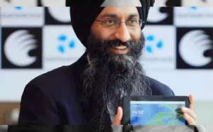 Lanzarán en la India un teléfono de 15 dólares