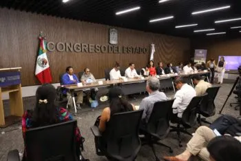Conmemora Congreso de Puebla el Día Internacional de la Lengua Materna