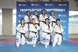 Se llevan Borregos Puebla subcampeonato en taekwondo femenil