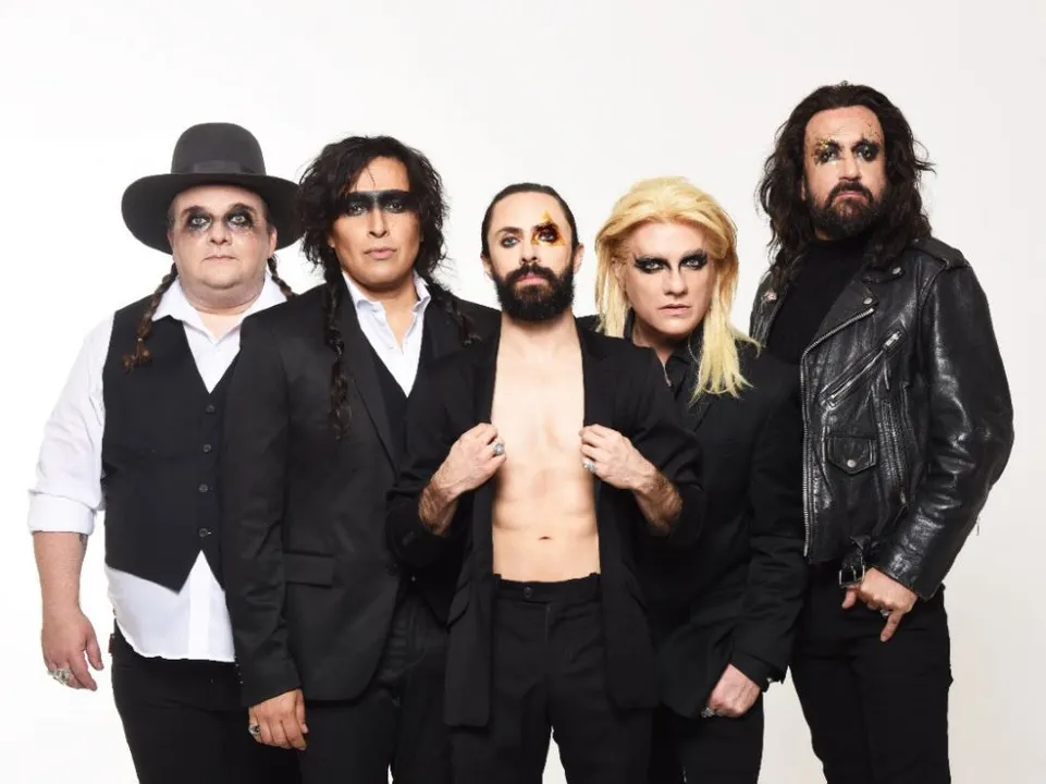 Se roban tráiler con equipo de sonido de Moderatto ; se presenta hoy en la Feria de Puebla