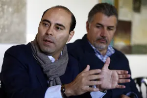 Desconoce Aguilar propuesta para aumento salarial a diputados