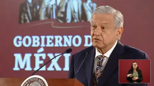 AMLO anuncia a los nuevos comisionados de la CRE