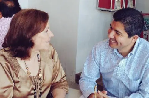 Rivera Pérez se encuentra con Ana Tere y lo difunde en la red