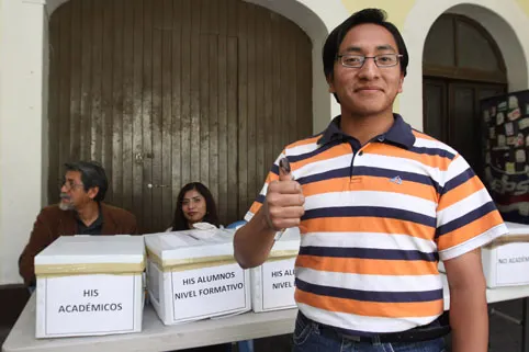 Alistan simulador de elección presidencial en la BUAP