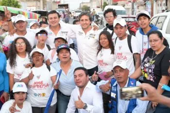 Garantizar el abasto de medicamentos y hospitales más accesibles, se compromete José Juan Espinosa