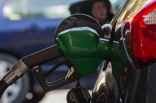 Inflación se ubica en 3.94%; gasolina magna vuelve a subir tras dos meses