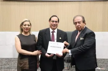 Voluntariado del Congreso Realiza Conferencia Magistral sobre “La Historia del Derecho Notarial en Puebla”