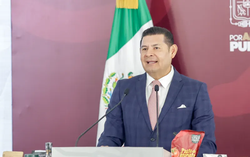 Economía de Puebla se mantiene estable pese a problemas del sector automotriz: Armenta