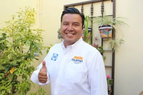 Abren panistas una rendija para competir por el poder
