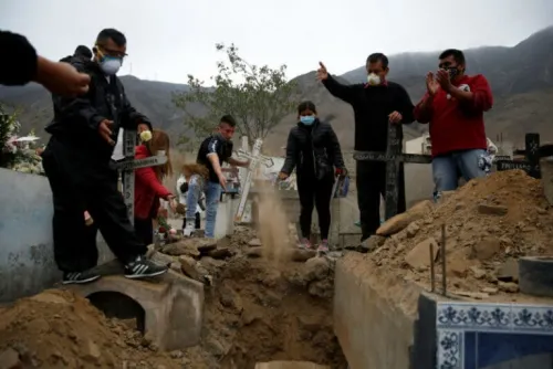 Perú supera los 12 mil muertos por Coronavirus