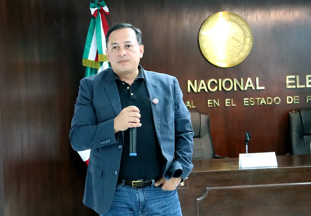 Edgar H Arias Alba