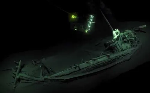 Hallan un barco de la antigua Grecia, tal vez el más viejo del mundo