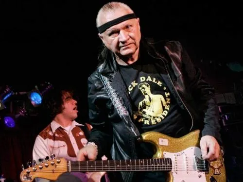 Muere Dick Dale, ‘el rey de la guitarra surf’
