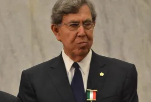 Cárdenas exige renuncia de Carlos Navarrete del CEN perredista