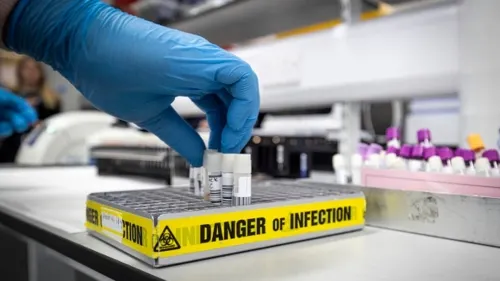 OMS inicia colecta de dinero para combatir coronavirus