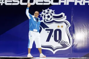 Cuauhtémoc Blanco se despide de afición en video