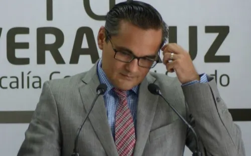 Destituyen a Jorge Winckler como fiscal de Veracruz