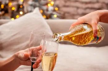 Emite ISSSTE recomendaciones para evitar el síndrome del corazón festivo en celebraciones de Año Nuevo