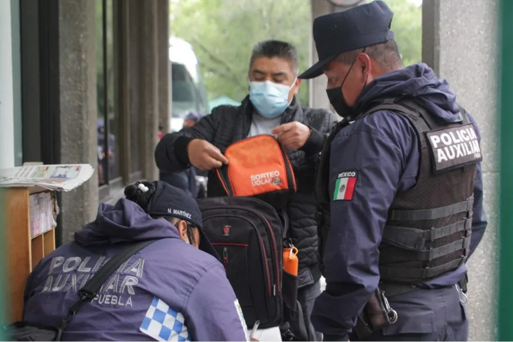 Policía Aux