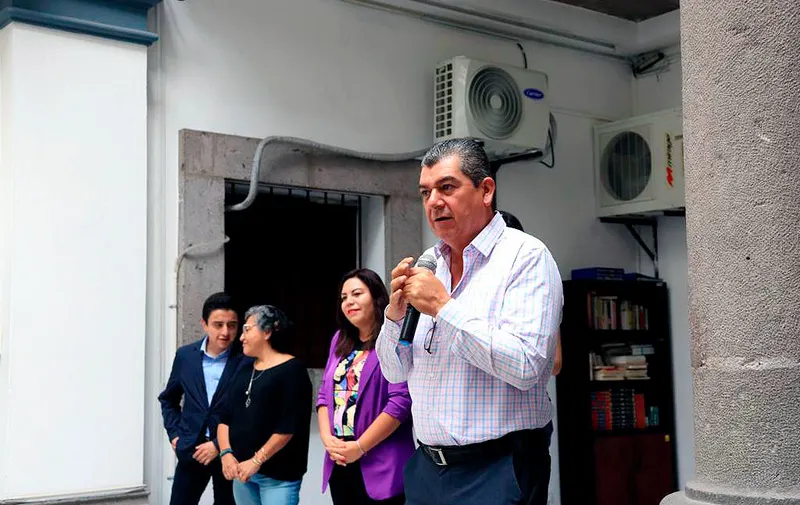 regidores-puebla-formando-con-locura