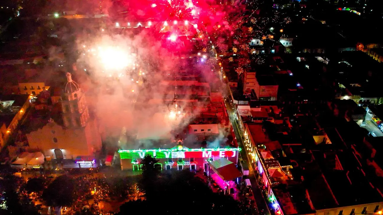 Orgullo y Cultura: Ariadna Ayala encabeza el inicio de las Fiestas Patrias en Atlixco