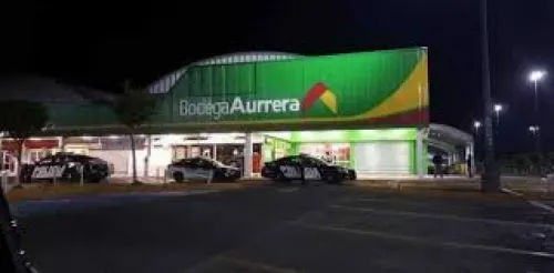Reportan saqueo en Aurrerá de la  Romero Vargas