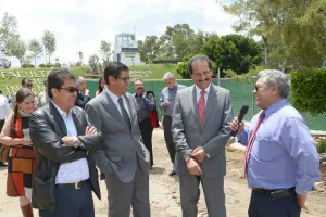 Coloca rector BUAP primera piedra de nuevo edificio para Facultad de Ingeniería