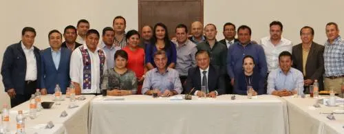 Tony Gali y presidentes municipales reiteran trabajo a favor de Puebla