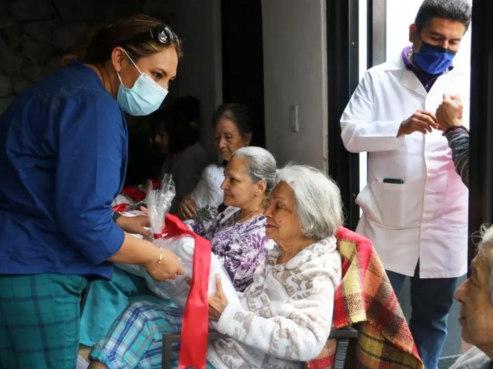 apoyo adultos mayores